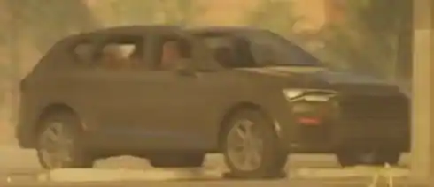 Audi Q7 (2nd Gen) design comparison image; not a GTA VI gameplay screenshot